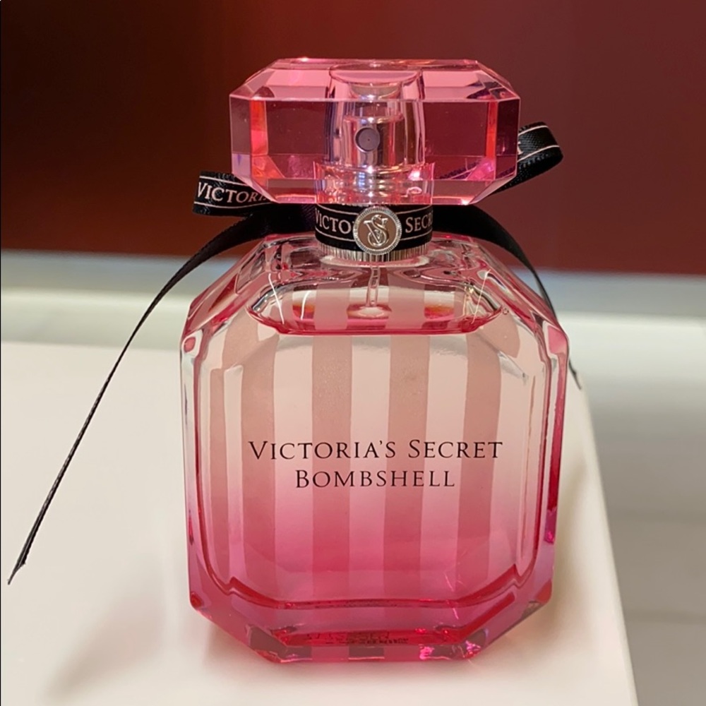 Victoria’s Secret Bombshell